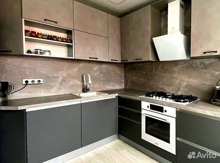 Кухонный гарнитур 