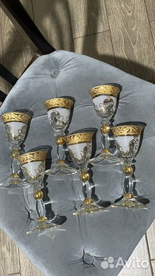 Рюмки на ножке