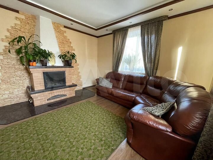 Дом 263 м² на участке 20 сот.