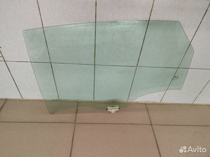 Стекло заднее левое Hyundai Sonata DN8