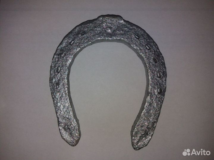 Подкова на счастье и удачу