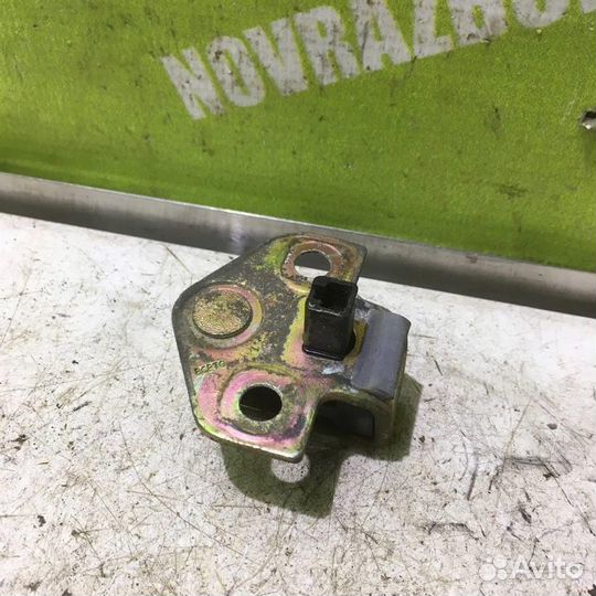 Ответная часть замка двери Форд Мондео 3