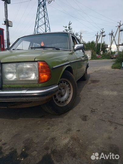 Mercedes-Benz W123 2.4 МТ, 1979, 327 000 км