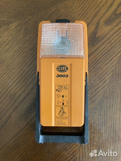 Аварийный сигнальный фонарь Hella 3003