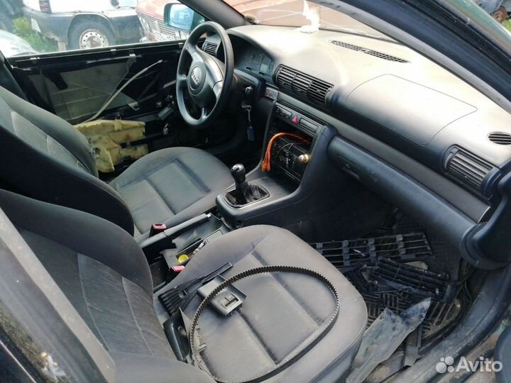 Крышка багажника audi a4