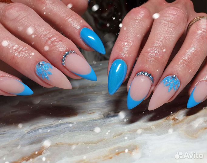 Маникюр-педикюр наращивание ногтей