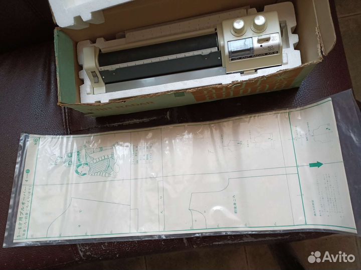 Лекальное устройство для вязальных маш н