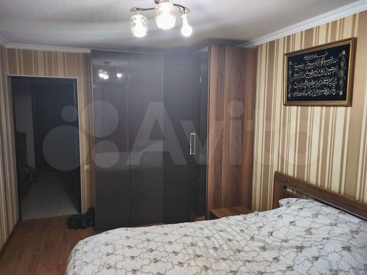 4-к. квартира, 92 м², 5/5 эт.