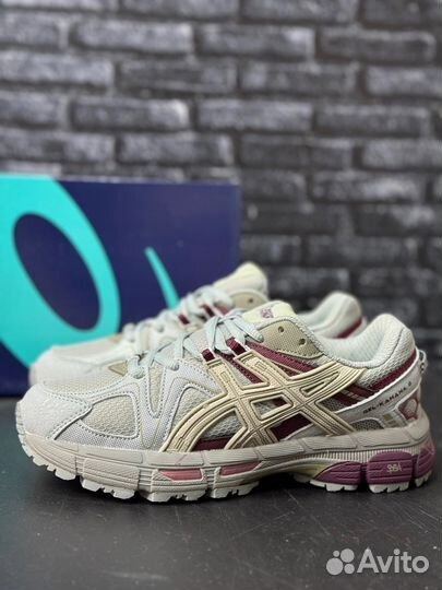 Кроссовки Asics женские luxe