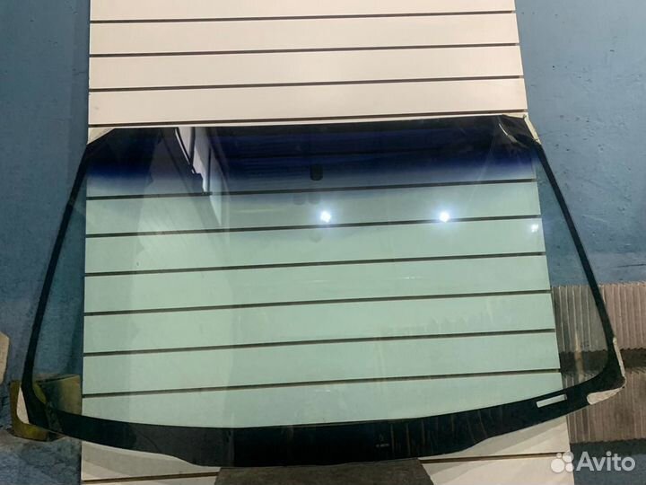Лобовое стекло Тойота Рав 4 20 (2000-2006)