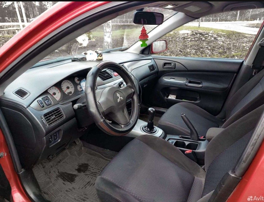 Mitsubishi Lancer: фото владельца