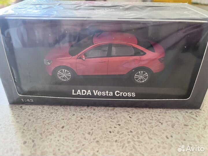 Коллекционная машина LADA Vesta Cross