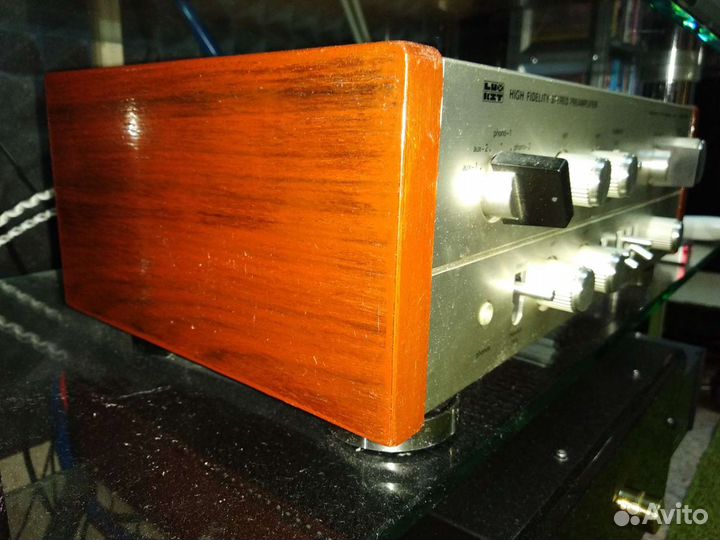 Ламповый предварительный усилитель luxkit A3300