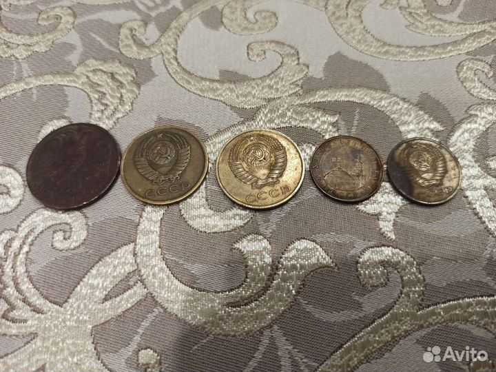 Продам монеты