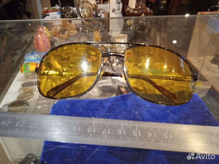 Солнцезащитные очки