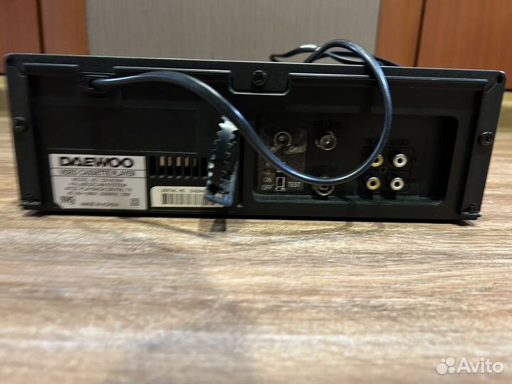 Видеомагнитофон daewoo DV-K10W