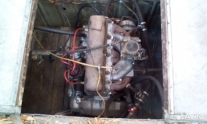 Лодка моторная водомет