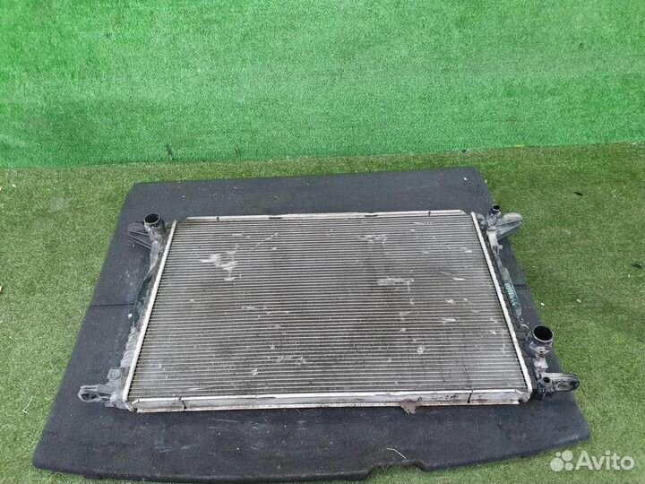 Радиатор охлаждения Audi A4 B9 (2015-н.в.)