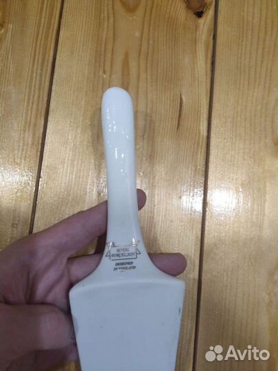 Новая керамическая лопатка для тортов