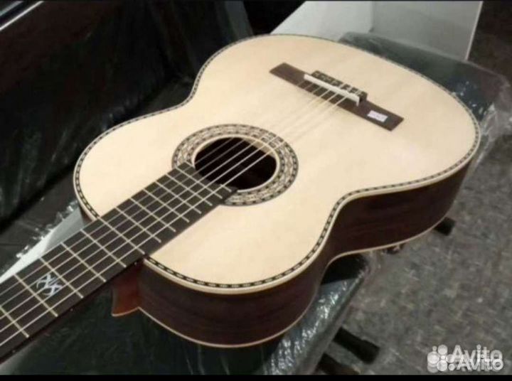 Гитара Newtone Лауреат Полный Массив+ Кейс жесткий