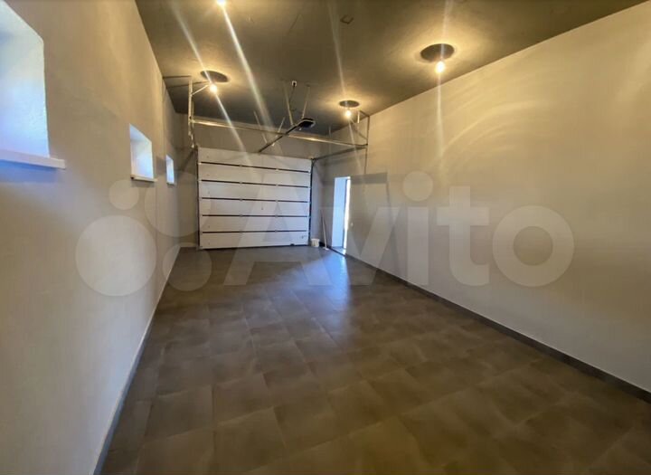 Дом 180 м² на участке 7 сот.