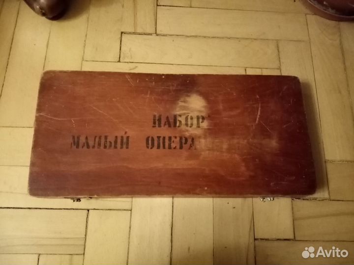 Деревянный футляр