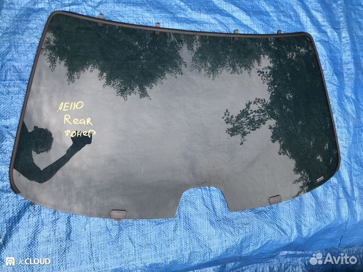 Заднее стекло на toyota corolla AE110 5AFE