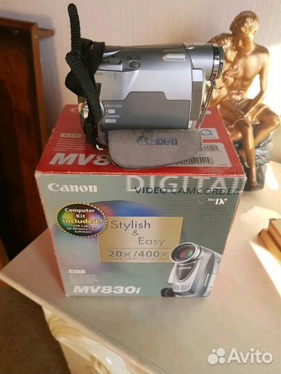 Видеокамера кассетная