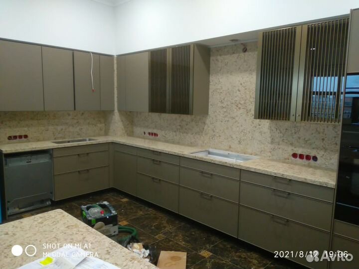 Столешница+ остров из искусственного камня