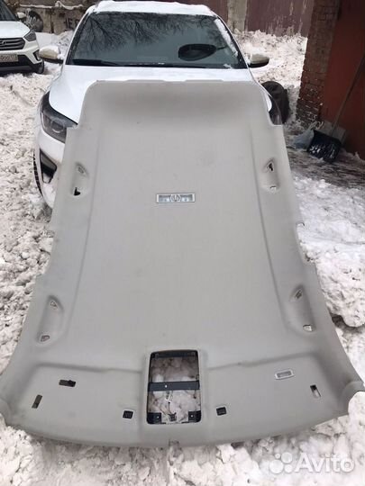 Обшивка потолка Volkswagen Tiguan