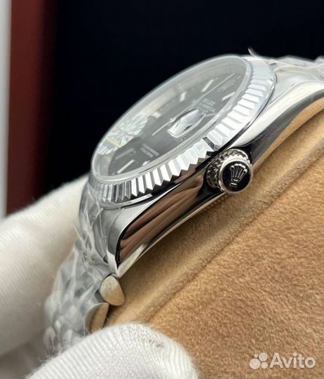 Женские часы Rolex Oyster Perpetual DateJust YZ