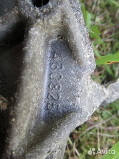 Площадка аккумулятора renault kangoo symbol