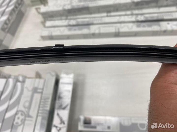 Щётки стеклоочистителя Mercedes W213 A2138203604