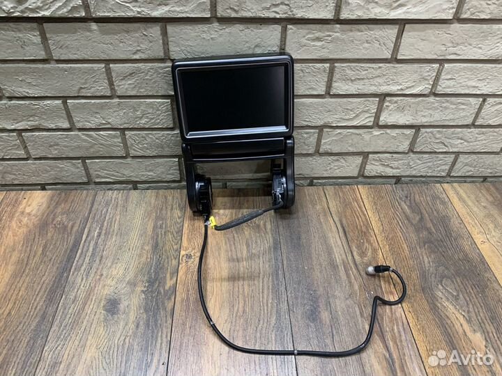 Hyundai Equus монитор автомагнитолы