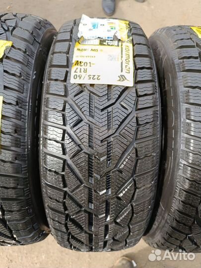 Kormoran SUV Snow 215/60 R17