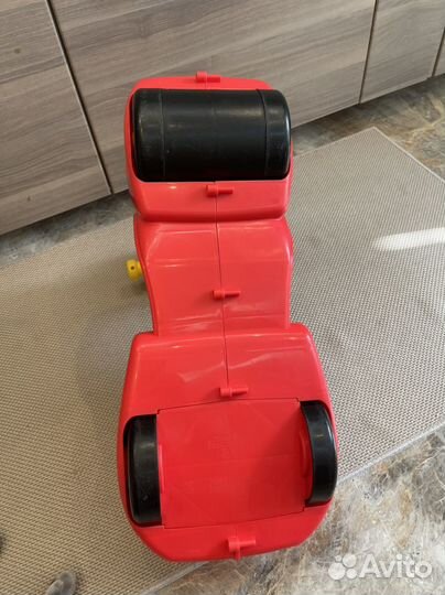 Детский мотоцикл каталка fisher price