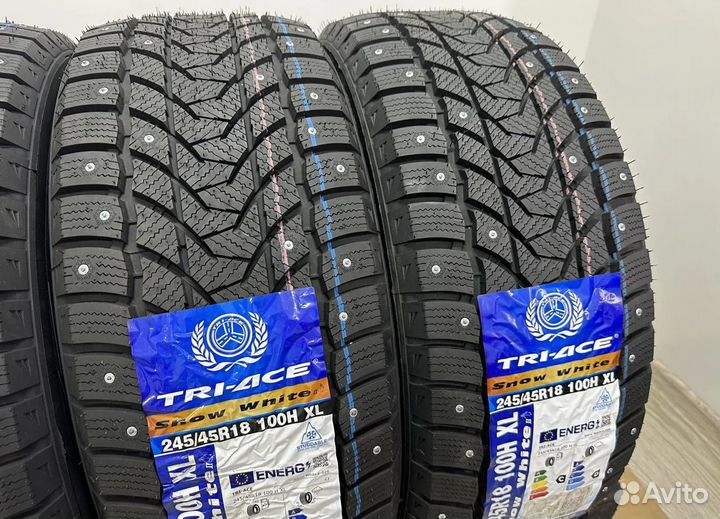 Tri Ace Snow White II 245/45 R18 35H