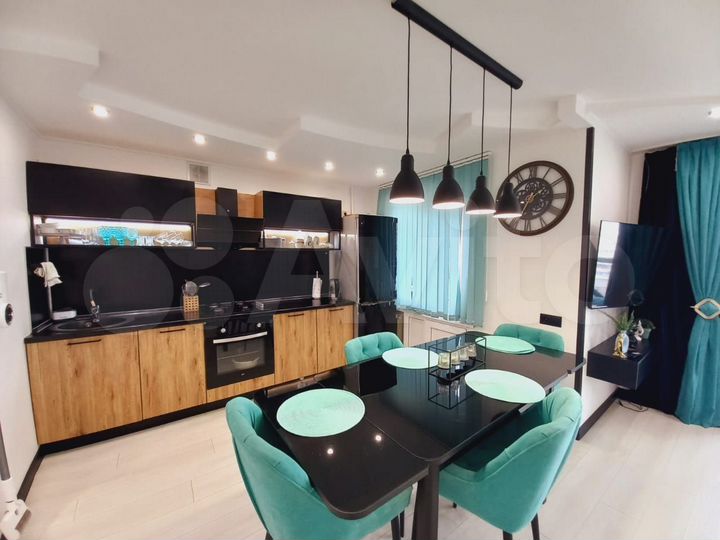 3-к. квартира, 80 м², 7/10 эт.