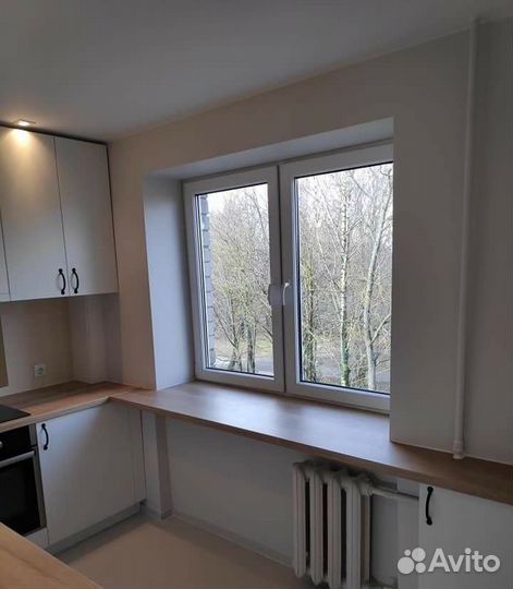 Подоконник деревянный