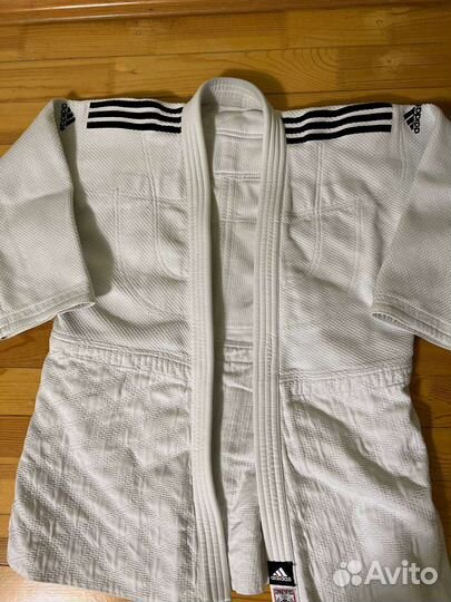 Кимоно для дзюдо adidas champion 2 белое (160 см)