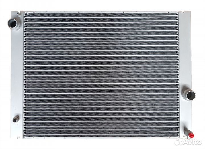 Радиатор охлаждения BMW 5-Series E60