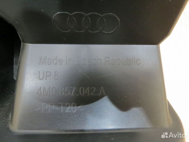 Воздуховод Audi Q7 4M
