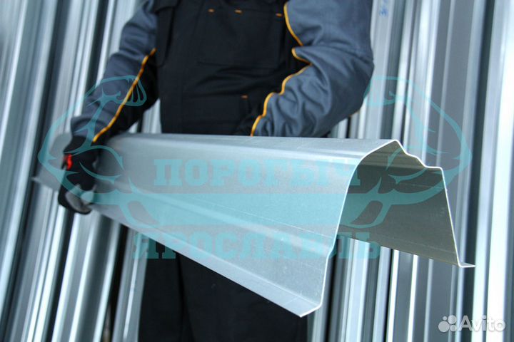 Ремонтный левый порог Mitsubishi Pajero 3