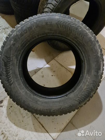 Nokian Tyres Hakkapeliitta 8 SUV 285/60 R18 T