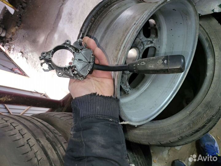 Подрулевой переключатель на мерседес 210