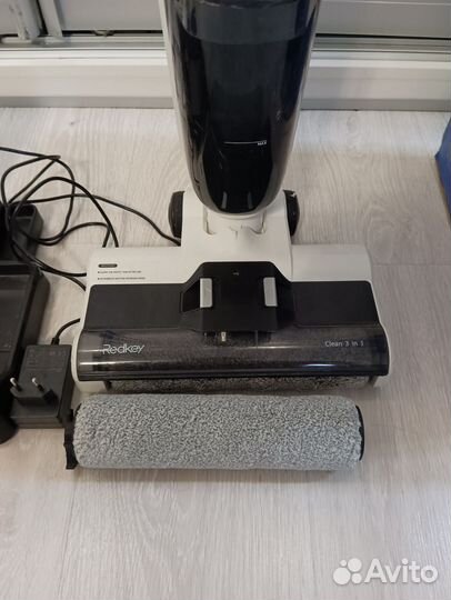 Пылесос моющий беспроводной Redkey W12