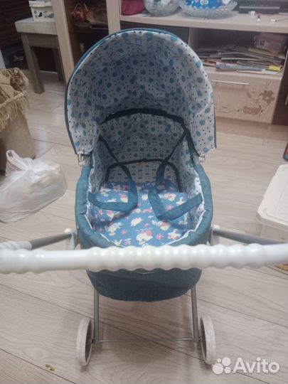 Коляска для кукол