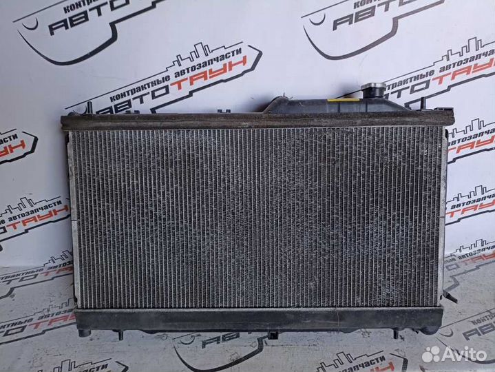 Радиатор двигателя subaru FB16A FB20A impreza XV G