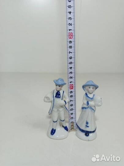 Статуэтка фарфор