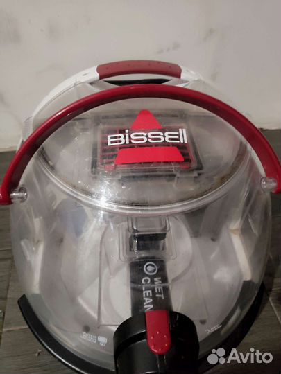 Моющий пылесос bissell